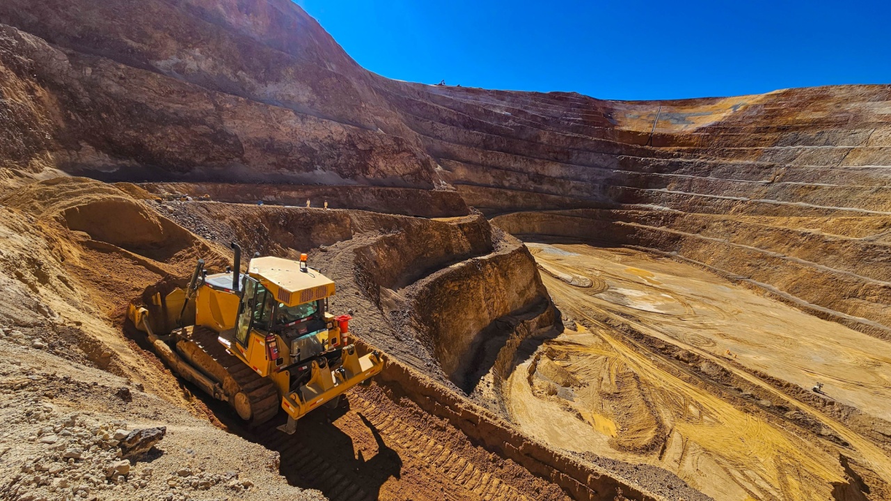 Mines and Minerals Lawyers in Peshawar